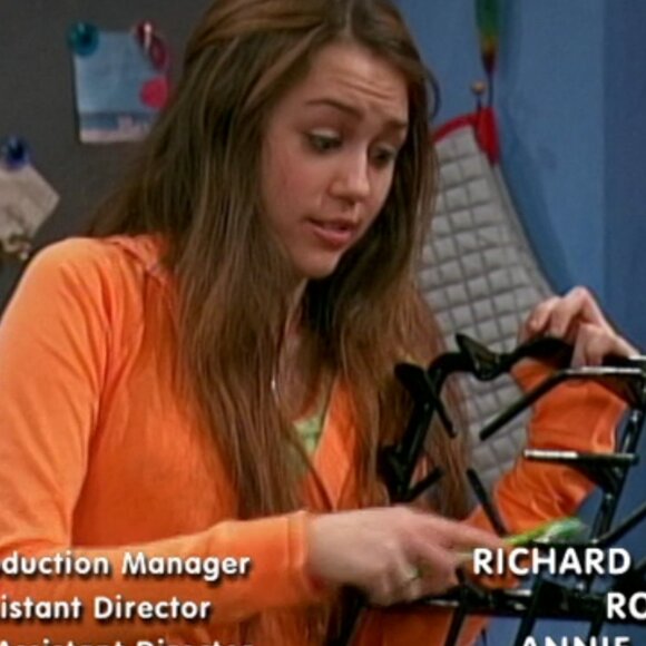 Rare GAP Orange Hoodie ASO Miley Stewart - Picture 7 of 8